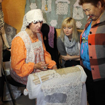 Выставка «Дуэт творческих сердец»